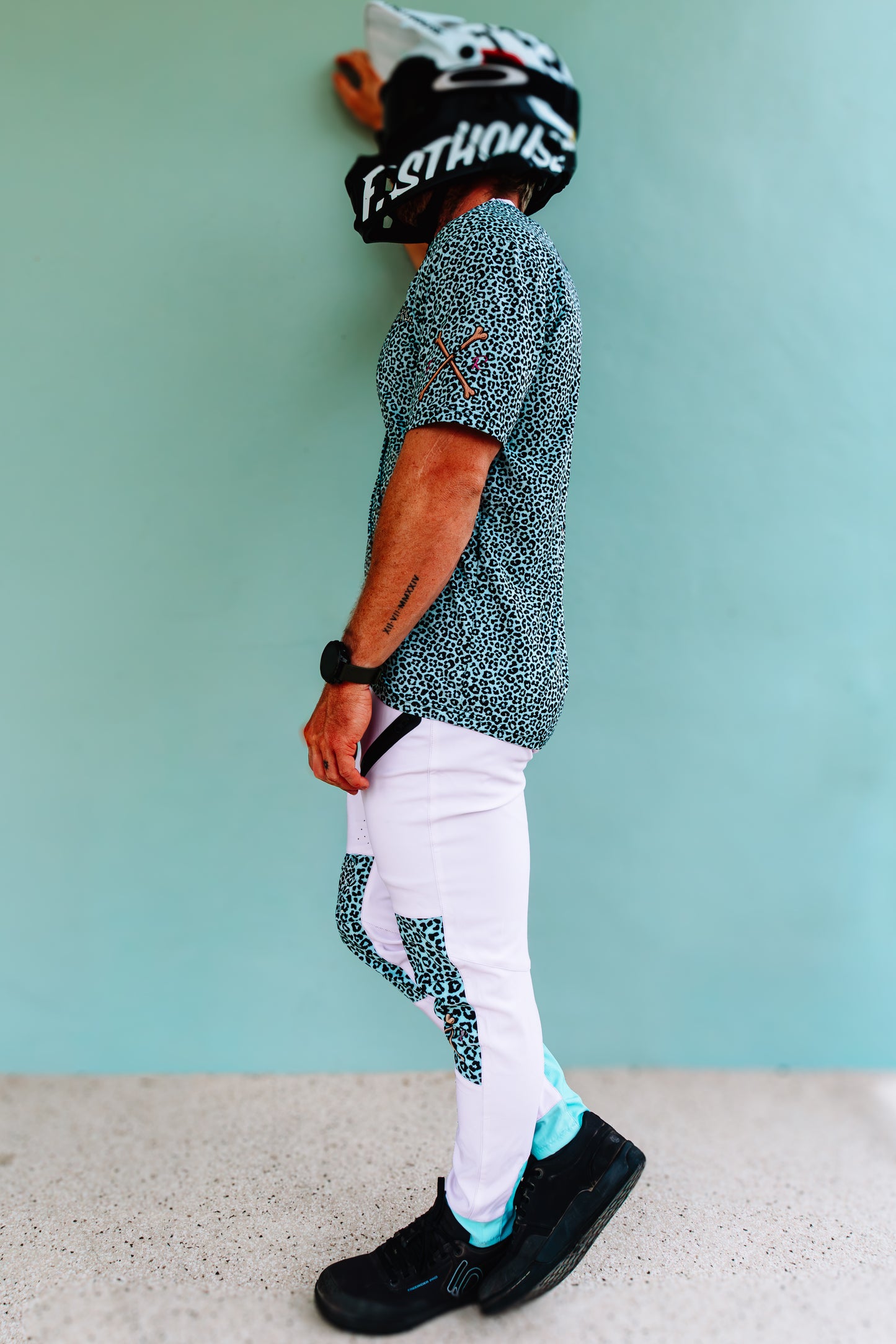 The "Spots" short sleeve jersey